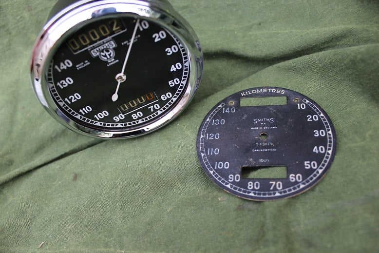 SMITHS S608 / 5 1000 140 KM chronometric speedometer kilometer teller 608/5 BSA ?