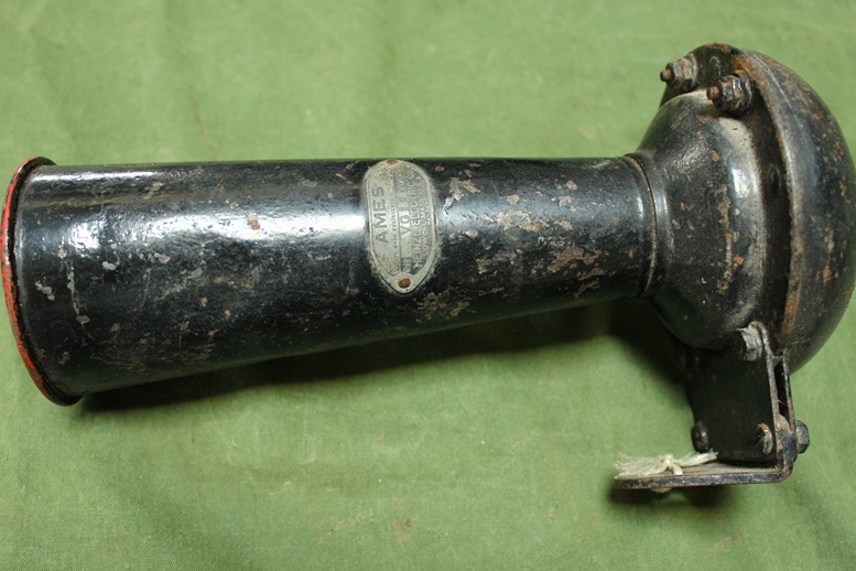 Ames model VG USA 6 volts claxon hupe klaxon Heinze Electric Co.
