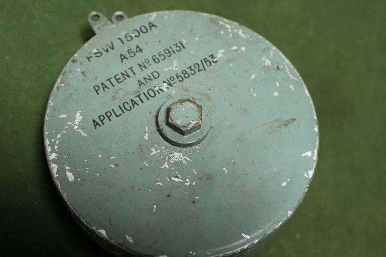 FSW 1500A  A54 motorfiets regelaar motorcycle regulator regler BSA ? Triumph ?