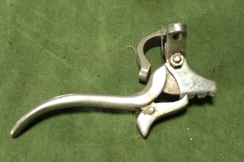 1920 bronzen fixeer / koppelings hendel motorfiets bronze motorcycle blocking / clutch handle 22 mm handlebar